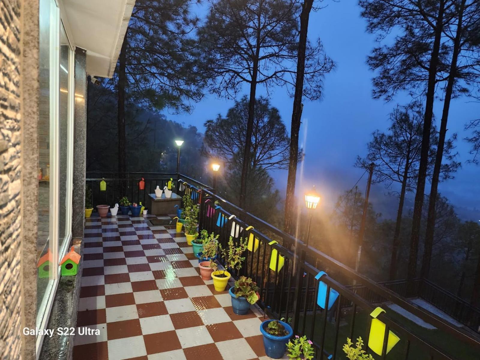 Nandini Cottage, A Premium Boutique Homestay Ránikhet Kültér fotó