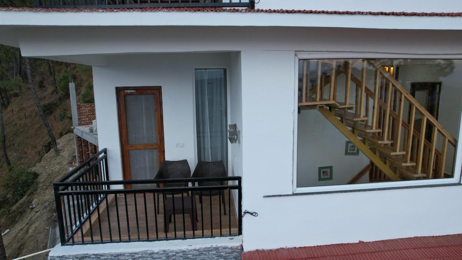 Nandini Cottage, A Premium Boutique Homestay Ránikhet Kültér fotó